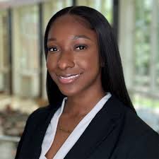 Today I completed the final part of my management internship. It has been a  pleasure interning at Maggianos Little Italy and learning how to run a  restaurant and becoming a strong manager.