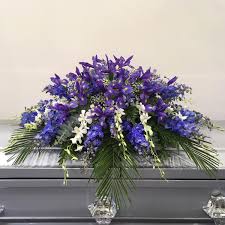 We have many beautiful casket sprays to choose from and flowers for a casket are available in many colors and sizes. Blue Casket Spray Hollywood Forever