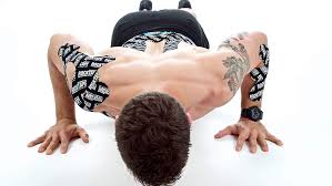 Kinesio Tape Was Die Klebebander Wirklich Bringen Men S Health