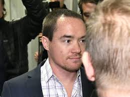 Jimmie Åkesson petar kontroversiella SD-politiker och bäddar för  M-samarbete