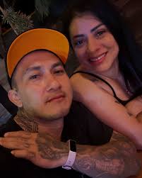 Un año más de novios! Felices 4 años 🥰 Te amo ❤️ 👩‍❤️‍💋‍👨