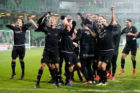 Emmen vs groningen in the eredivisie on 2021/05/09, get the free livescore, latest match live, live streaming and chatroom from aiscore football livescore. Uitslag Fc Groningen Fc Emmen Nieuws Fok Nl