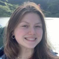 200+ profili “Anna Lynch”