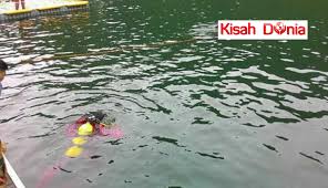 Bukan sekadar khabar angin, kehadiran dua ekor buaya ini yang kononnya menjadi penjaga tasik dayang bunting dikatakan. Tasik Pulau Dayang Bunting Suka Makan Orang Pelancong Diminta Berjaga Jaga Kisah Dunia