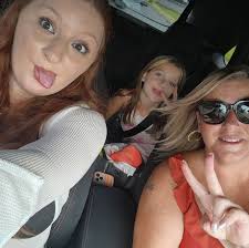 Hi all, I was wondering if any of you have experienced this kind of  sickness in your child. Our daughter is 7 and for almost a week has had  really bad stomach