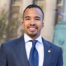 Steven Roberts (@RobertsforSTL)