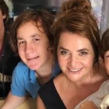 No compre nancy pazos sin marcar. Titulo De Cronica El Hijo De Nancy Pazos Es Uno De Los 44 Egresados Que Volvieron De Mexico Contagiados De Coronavirus