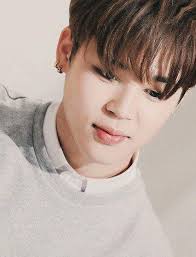 Jimin te besa, te carga hasta llegar a su cuarto. Foto Google Fotos Bts Jimin Park Jimin Jimin
