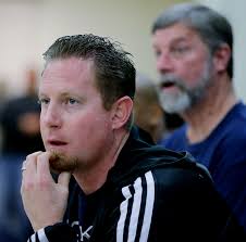 La Sierra boys basketball coach Justin Norman returns to sidelines after  wife's death