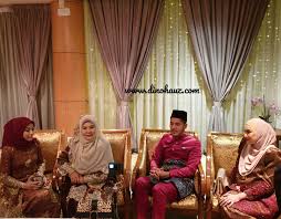 Jom tengok percutian bonda rozita ibrahim, dato' aliff syukri dan yatie sendayu tinggi yang penuh drama, lucu & bahagia yang. Perkahwinan Anak Lelaki Usahawan Bonda Rozita Ibrahim Di Dewan Perdana Felda Kuala Lumpur