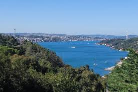 Datorita acestei pozitii geografice canalul suez este considerat a fi cea mai scurta legatura. Erdogan RedeseneazÄƒ Harta Istanbulului Marea NeagrÄƒ È™i Marmara Legate Printr Un Canal Paralel Cu Bosforul Care Va Rivaliza Cu Canalul Suez Sau Panama Incont Stirileprotv Ro