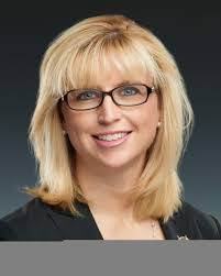 Heidi Kenny's Instagram, Twitter & Facebook