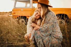 These holiday photos will stand out of the bunch! Outdoor Family Photo Ideas Tips Run Wild My Child