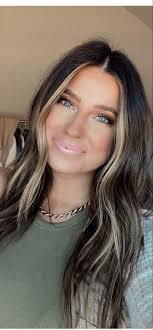 Jacquelyn Ramos's Instagram, Twitter & Facebook