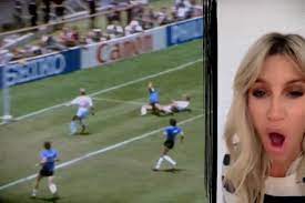 El gol del siglo, también conocido como el mejor gol en la historia de la copa mundial de fútbol , fue un premio al mejor gol marcado en un encuentro de finales de la copa mundial de fútbol de la fifa. Hn4pdyqdad7bsm