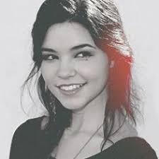 Bella Barnes (@UnknownBarnes)