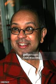 10,903 Mark Neil Photos & High Res Pictures