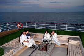 Cruising the Great Lakes aboard the Octantis