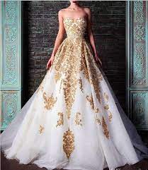 Gold ist die trendfarbe in sachen brautkleider 2019. Gothic Hochzeitskleid Gold Appliqued Arabische Hochzeits Kleid Kleider Traditionellen Arabische Hochzeitskleid Dress Violet Dress Patterns Prom Dressesdress Shirt Under Sweater Aliexpress