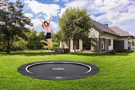 Das Bodentrampolin Royal Von Salta Wird Ebenerdig In Den Boden Eingebaut Ein Besonderes Air Performance System Sorgt Fur Eine O Bodentrampolin Trampolin Salta