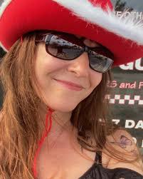 Included in today's backpack delivery were these handmade cards filled with  encouragement 🫶 What's inside the backpacks? ⬇️