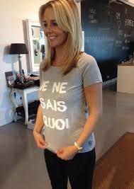 Om hoort meerdere getuigen over fatale mishandeling mallorca Chantal Janzen Wearing Our Je Ne Sais Quois Shirt Www Okebyme Com Haar Lang Haar Kapsels