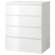 It's full of smart ideas, like under the bed storage and a chest of drawers that works as a bedside table, too. Malm Kommode Mit 4 Schubladen Hochglanz Weiss 80x100 Cm Ikea Deutschland