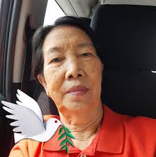 COUNT YOUR BLESSINGS: You Never Know What You Have Until It's Gone! I read  about a woman who lost her entire family in a day. Her husband and four  daughters, all gone