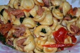 Preparare la sfoglia è molto più semplice. Orecchiette Con Speck Rucola E Parmigiano Gnam Gnam Style