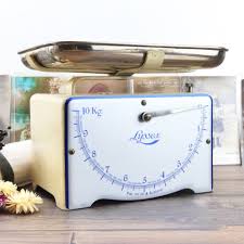 Ancienne Balance De Cuisine Lyssex Annees 1940 1950 Balance Vintage Vieille Balance De Cuisine Retro Bleu D Kitchen Scale Old Kitchen Kitchen Objects