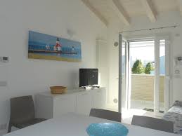 Mit nur einem klick können sie in der filterung nur provisionsfreie* (private) angebote anzeigen lassen. Laguna Blu New Wohnung Mit Private Garten Agenzia Rossi Immobilienagentur