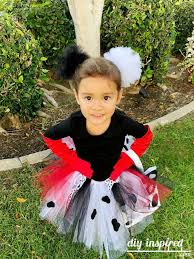 Here is my second halloween costume of the year !!! Diy Cruella De Vil Costume For Kids Diy Inspired