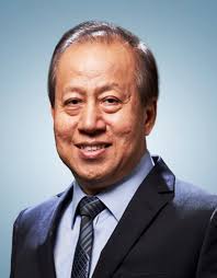 Daniel Lim Chair Profile