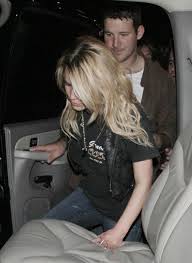 Jessica told tony nothing happened. Did Jessica Simpson And Tony Romo Ever Get Married