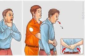 Heimlich manevrası, boğaza yabancı bir cisim ya da yemek kaçtığı zaman uygulanması gereken bir ilk yardım tekniğidir. Heimlich Manevrasi Nedir Heimlich Manevrasi Nasil Uygulanir
