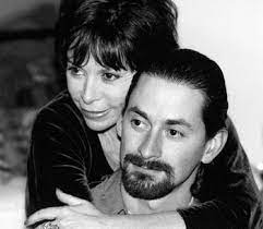 Una bella historia de amor, lucha, traición y pasión.inés suárez es una joven y humilde costurera extremeña que se embarca hacia el nuevo mundo para buscar a su marido, extraviado con sus sueños de gloria al otro lado del atlántico. Isabel Allende Album Familiar