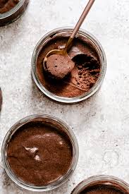 Mousse Au Chocolat Facon Marie Morin Trois Ingredients Seulement En 2020 Mousse Au Chocolat Mousse Au Chocolat Sans Sucre Recette Mousse Au Chocolat