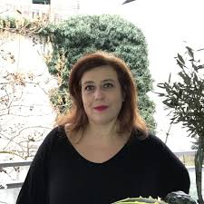 Actualité dossiers dossiers politique loi macron : Interview Proprietaire D Un Appartement Squatte Emmanuelle Risque L Expulsion J Ai Meme Contacte Brigitte Macron Femme Actuelle Le Mag