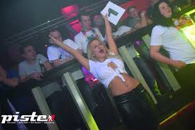 Go on to discover millions of awesome videos and pictures in thousands of other categories. Spring Break Piste Neubrandenburg
