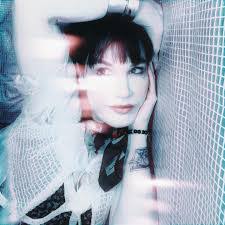 Roxie Grant's Instagram, Twitter & Facebook