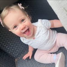 Feeling overwhelmed by the mess? Try these 7 stress-free tips to declutter  your home for the New Year https://bit.ly/4h3d1E2