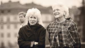 She died on january 27, 1996 in prague, czech republic. Recenze Film O Olze Havlove Vypravi O Nenabozne Duchovni Sile Zeny Hospodarske Noviny Ihned Cz