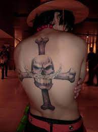 Lower back tattoos, star tattoos, nautical, shooting and tribal stars. One Piece Tattoo S Seite 2