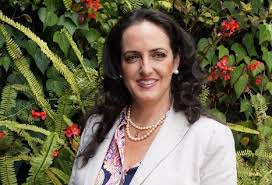 La fiscalía general indicó que los dos funcionarios de la secretaría de integración social obligaban a funcionarios a llenar planillas para votar por diego caro y maría fernanda cabal ofreciéndoles dinero. Maria Fernanda Cabal Propone Cambios En Restitucion De Tierras Rcn Radio