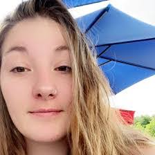 Bonnie Nutting's Instagram, Twitter & Facebook