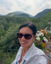 Sent Mitch an Aspen pic this morning. Loving these seminars. Getting used  to the altitude and thinner air. Loving being with Emma! 🏔️