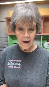 The Robin's Nest by Teri‎