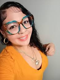 When the customer asks for translucent glass, but it's not in the budget  2280663672309340🤣🤣🤣 🖕 🌈 🕺 🦅 💯 😗 #FashionFriday  #ThrowbackThursdayVibes #ThrowbackTimes #FriendsForever