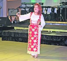 Maria are pasul de 60 cm, iar cristian are pasul de 80 cm. Doamne De ExcepÅ£ie Maria Carneci O ArtistÄ DesÄvarsitÄ Cu Origini DamboviÅ£ene