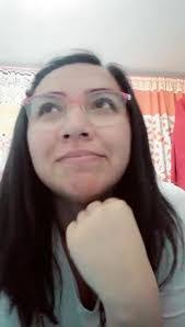 Noemi Badillo's Instagram, Twitter & Facebook